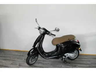 vespa primavera 50