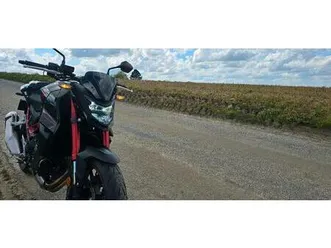 ② honda hornet 750