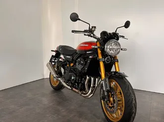 moto neuve: kawasaki z900 rs se