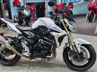 suzuki gsr750