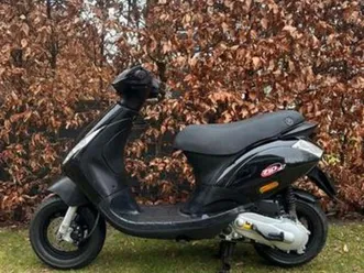piaggio zip 2t - 50cc - 2017 - nederlandse brom — scooters | piaggio — marktplaats