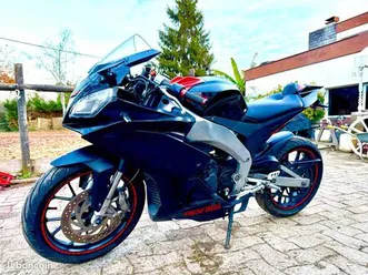 aprilia 125 rs4 très bon état