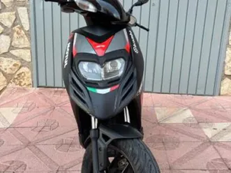 aprilia - sr motard 2020