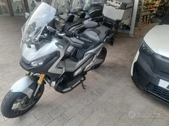 honda x-adv 750 abs dct 2018 permuta garanzia fina