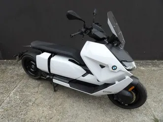 bmw ce 04 2022 400 cm3 | scooter | 8 464 km | blanc | 94190 villeneuve st georges