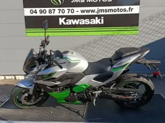 kawasaki z7 hybride hev 2025 immatriculé 24/07/2025 a saisir 2025 450 cm3 | moto roadster | 500 km | gris | 84000 avignon