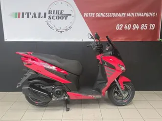aprilia sxr 50 2026 50 cm3 | scooter | 151 km | rouge | 44400 reze