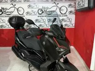 yamaha x-max 300 tech max