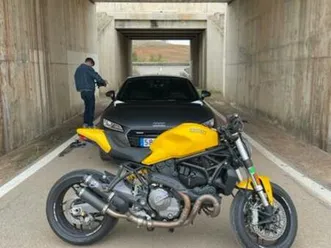 ducati - monster 821