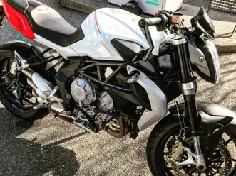 mv agusta brutale 800