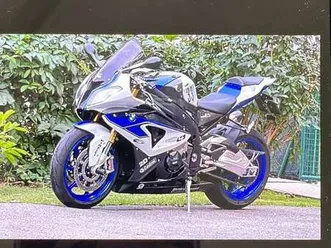 bmw hp4 blau