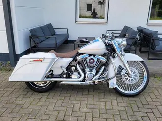 harley-davidson road king cvo 110 sceaming eagle 23