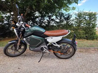 super soco tc 2023. god. malo korišten + 2 kacige, 2023 god.