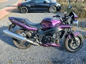 ② triumph speed four 600