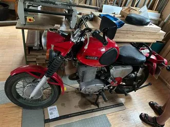 mz 250ts einzelsitze, wenig km, top zustand!