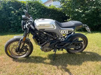 husqvarna vitpilen 401 ez:2 020 nur 5000 km