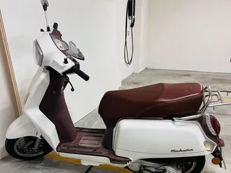 vendo moto marca keeway modelo zahara em ótimo estado santo antónio dos olivais