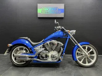 honda vt 1300 cx 2011 fury *7 service stamps great condition*