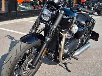 triumph bonneville bobber chrome