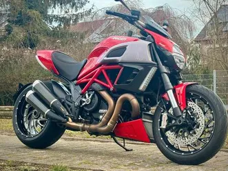 ducati diavel rosso *top zustand