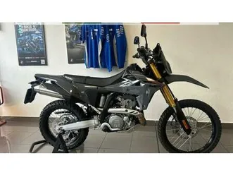 vendo suzuki dr-z4s (2025 - 26) usata a pescate (codice 9924153) - moto.it