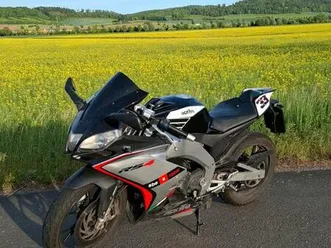 aprilia rs4 125