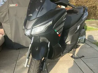 aprilia sxr 50s