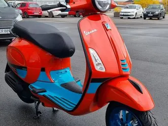 vespa primavera 50 color vibe orange