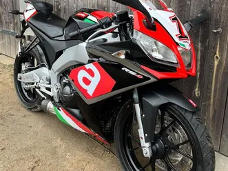aprilia rs