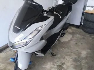 vendo pcx de 2024 imaculada com 2800km reais são paio de oleiros