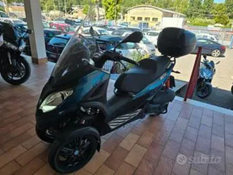 piaggio mp3 300 hpe sport patente b