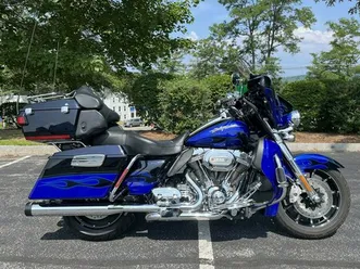 2011 harley-davidson flhtcuse6 - cvo ultra classic electra glide