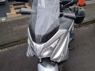 suzuki burgman 125