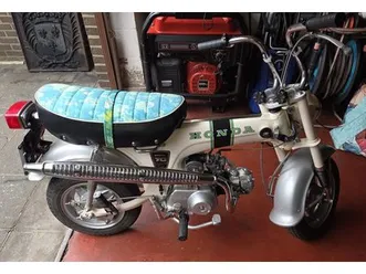 honda - st70 - lady dax - 1977