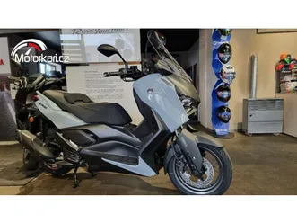 yamaha x-max 125 tech max skladem
