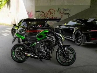 kawasaki er6n schwarz-grün, gepflegt