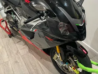 aprilia rsv 1000 r petrol manual (130 bhp) 998 cc