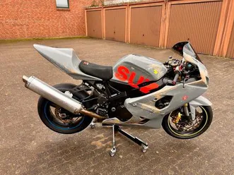 suzuki gsxr 600 k4/k5 rennstrecke