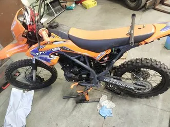 cross defender 150 ustka