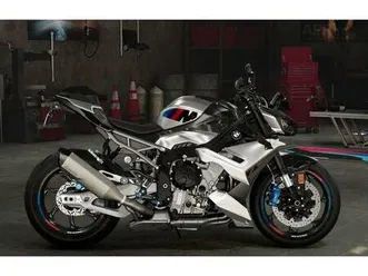bmw m 1000 r 2025 competition