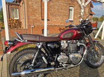 triumph bonneville t120 abs im neuwertigen zustand