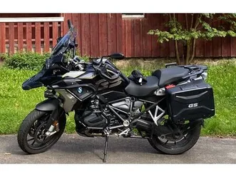 bmw r 1250 gs triple black
