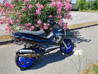 gilera runner 180