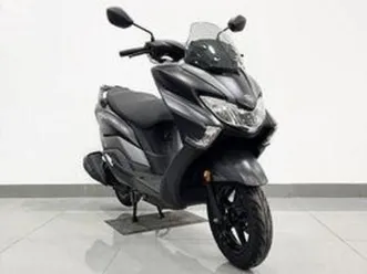 suzuki burgman 125 ex executive nero dubai 2026