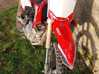 moto cross 250 cc