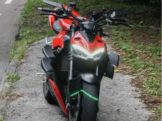 ducati streetfighter v2