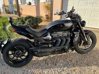 triumph rocket storm gt