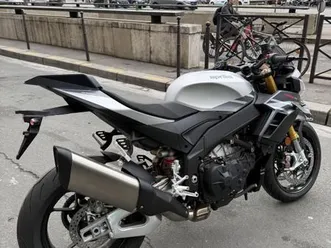 aprilia tuono 1000 v4 999 cm3