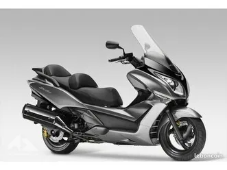 vds scooter honde swt 600