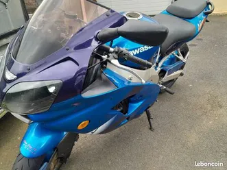 zx9r de 2001 avec 64500klm